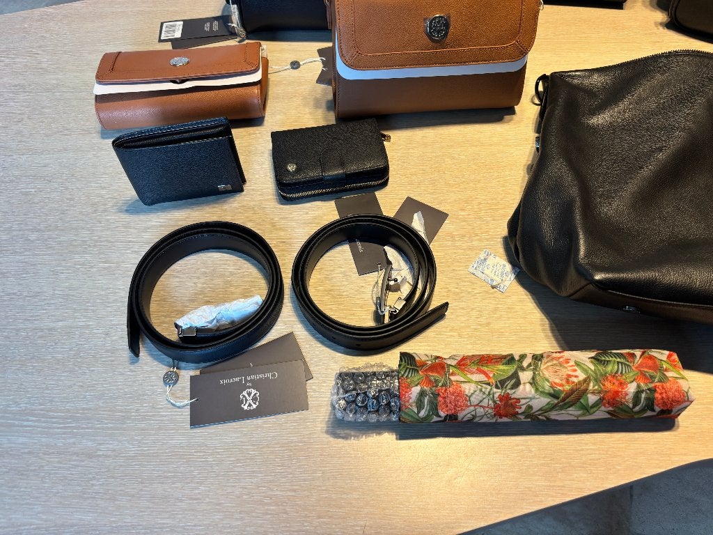 Sac à main Christian Lacroix, Bijoux, Sacs & Beauté, Sacs | Sacs Femme, Sac à main, Enlèvement