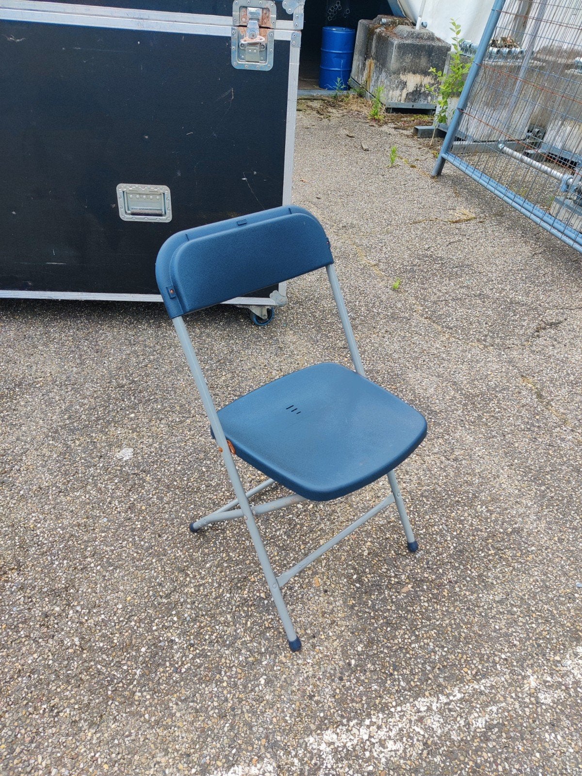 Party tafels, tafels en stoelen in flightcase, Ophalen