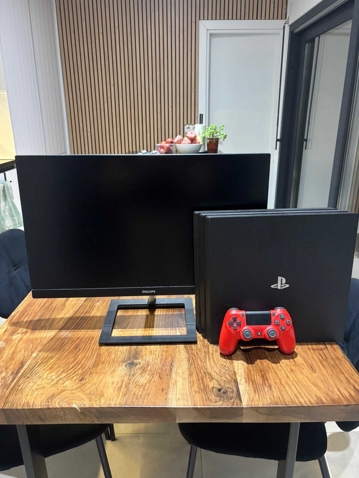 PS4 Pro 1TB + Philips monitor, Consoles de jeu & Jeux vidéo, Avec 1 manette, Enlèvement, Utilisé, 1 TB
