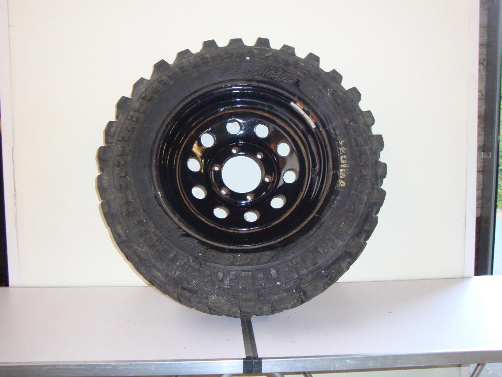 offroad banden + stalen velgen, Auto-onderdelen, Banden en Velgen, Ophalen, 16 inch, Banden en Velgen, All Season