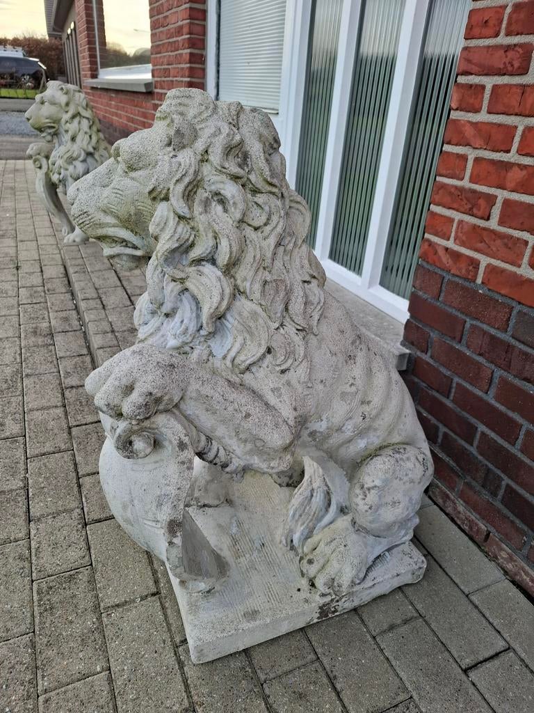 Leeuwen, Tuin en Terras, Tuinbeelden, Ophalen, Gebruikt, Beton, Dierenbeeld
