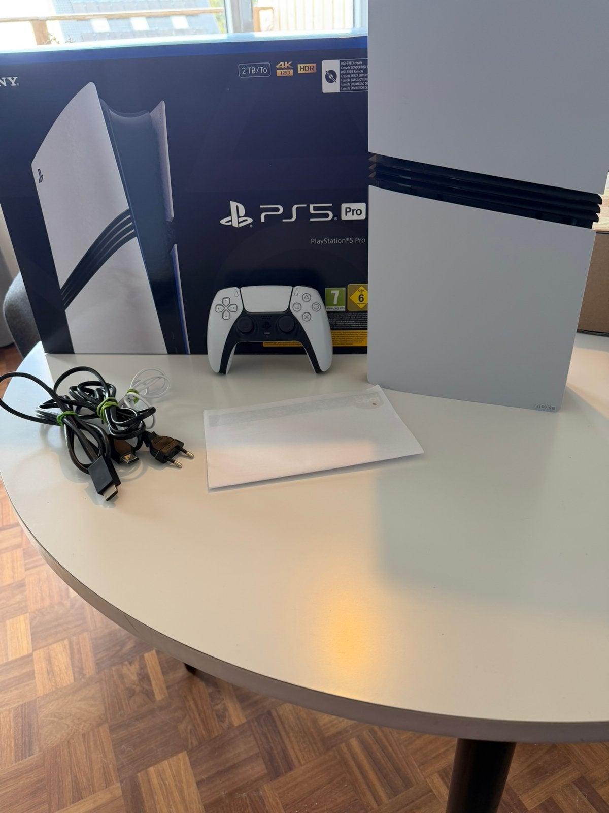 Playstation 5 Pro - Nieuwstaat + garantie en factuur., Consoles de jeu & Jeux vidéo, Enlèvement, Comme neuf, Playstation 5