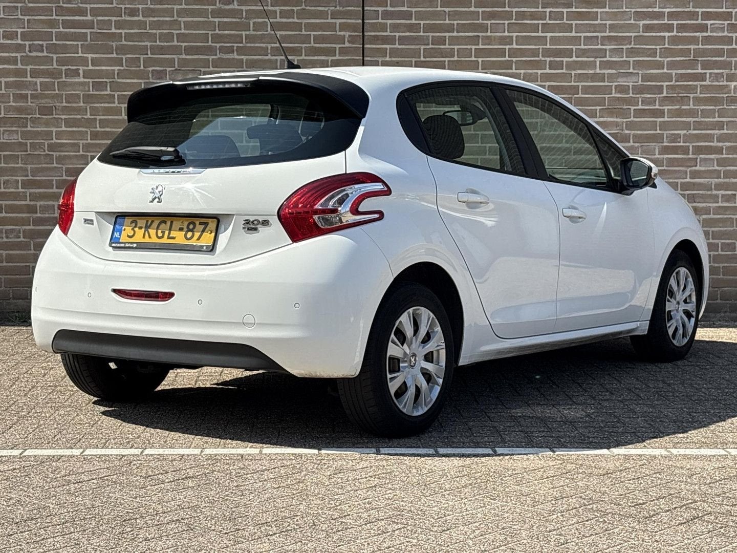 Peugeot 208 1.4 e-HDi Active Automaat | Climate | Cruise | N, Autos, Achat, Entreprise, Diesel, Automatique