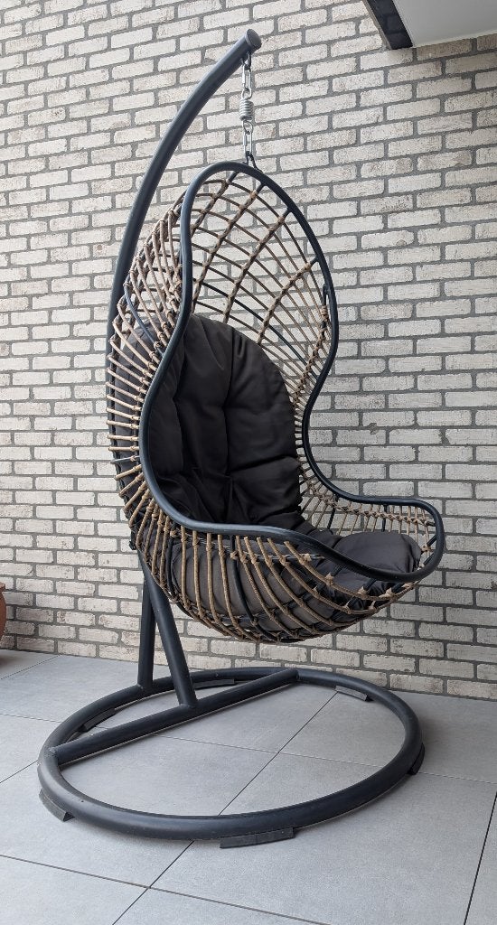 Hangstoel met metalen frame, Ophalen, Gebruikt, Metaal