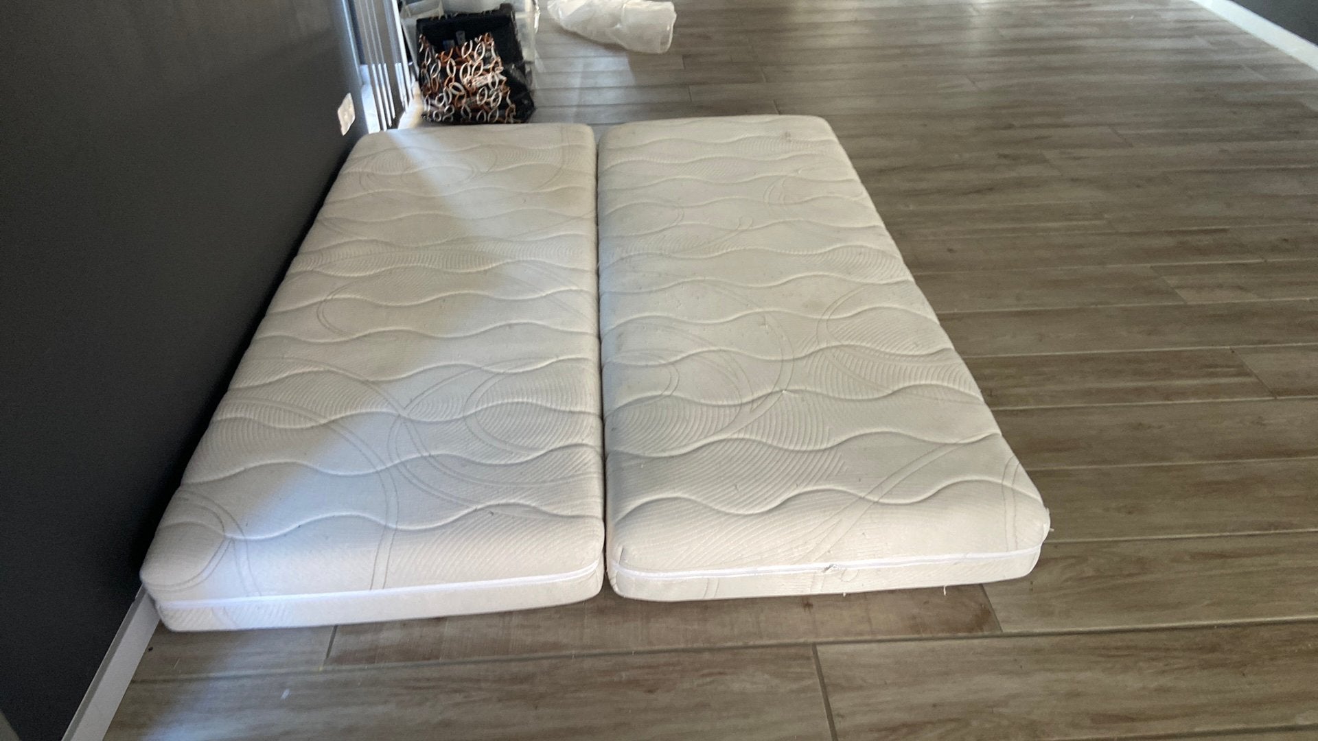 Gratis matrassen 2 x 80cm, Ophalen, Zo goed als nieuw, 80 cm