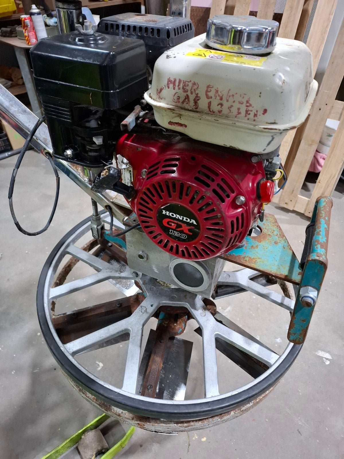 Vlindermachine, Enlèvement