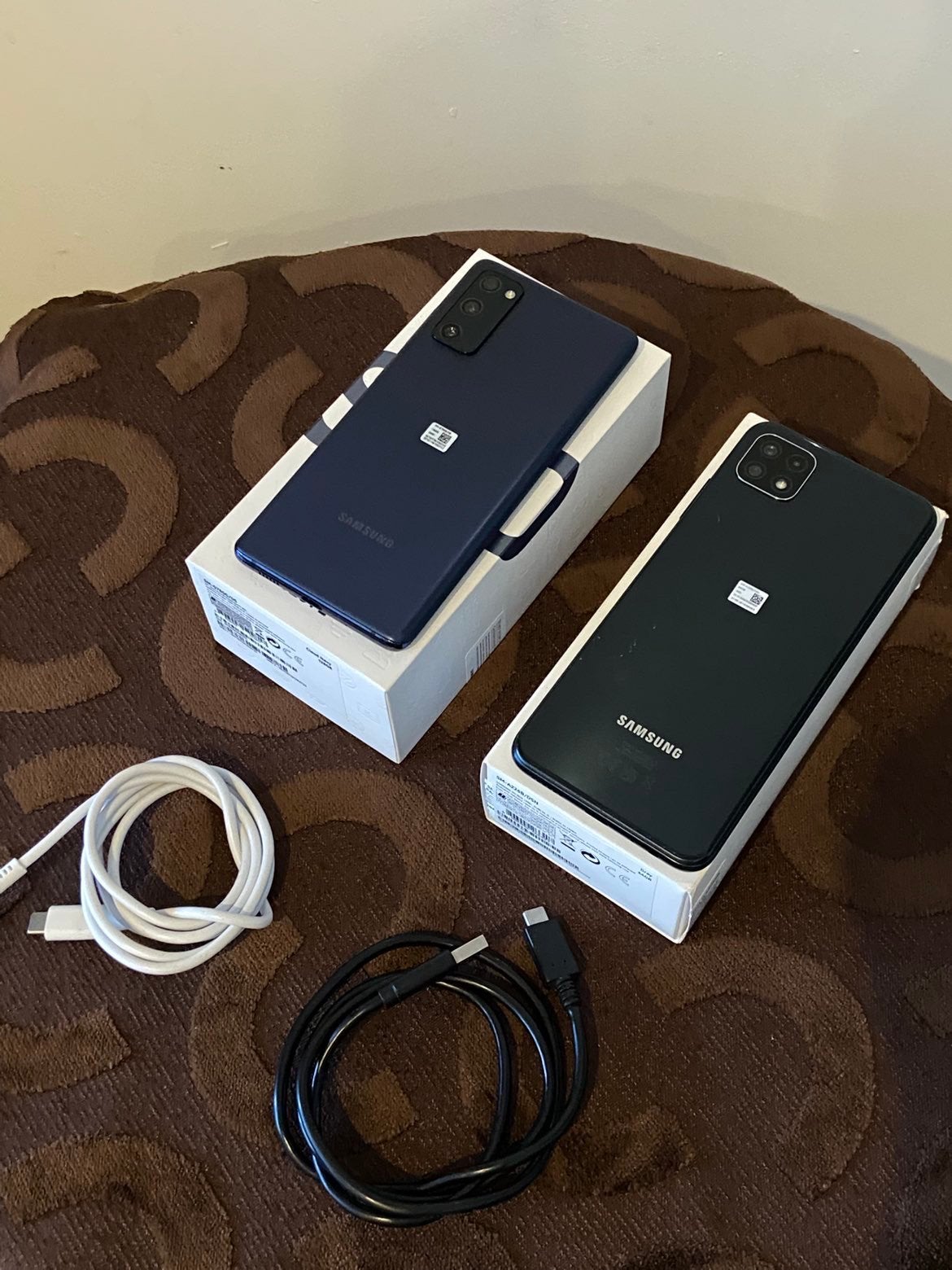 2 samsungs tekoop, Télécoms, 64 GB, Enlèvement, Comme neuf