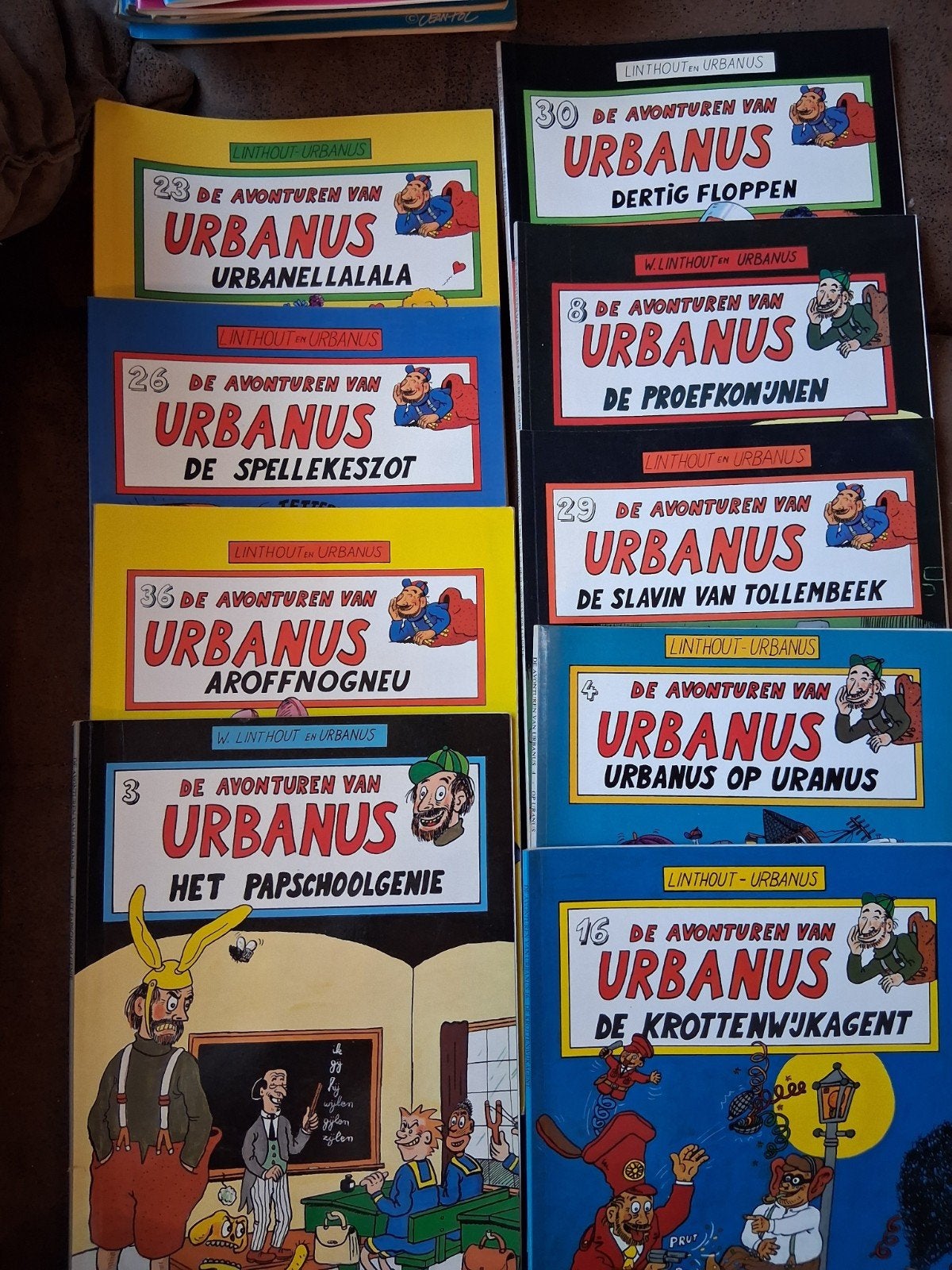 pakket van 9 urbanus strips, Meerdere stripboeken, Ophalen of Verzenden, Gelezen