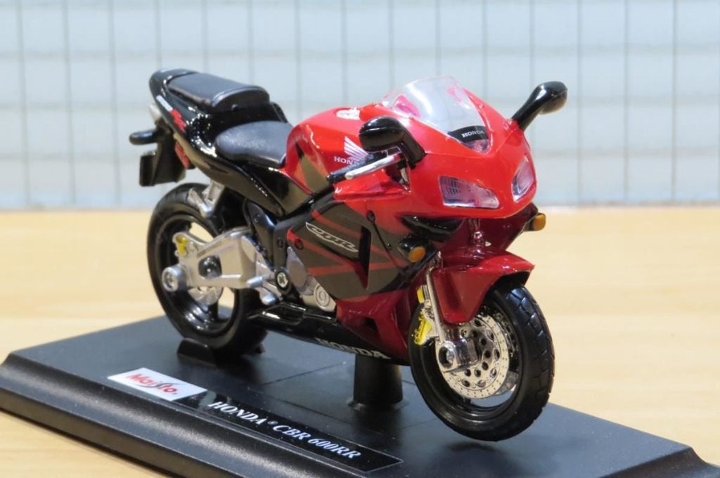 Honda CBR600RR CBR600 red 1:18 Maisto, Hobby en Vrije tijd, Modelauto's | 1:18, Ophalen of Verzenden, Nieuw, Motor, Maisto