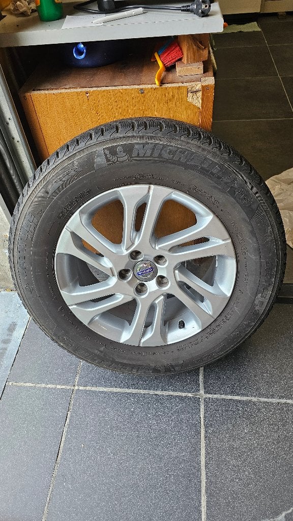Alu velgen 17 inch Volvo XC60, Auto-onderdelen, Banden en Velgen, Ophalen, Gebruikt, Velg(en), 17 inch