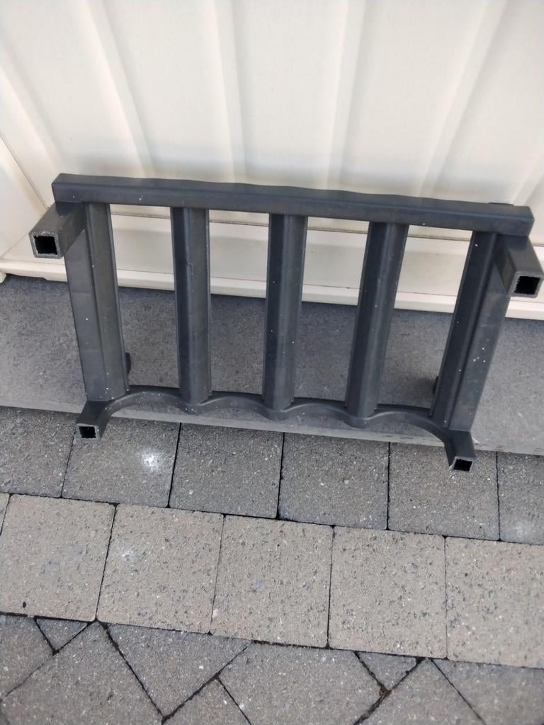 Rekken voor flessen 6stuks stapelbaar, Ophalen, Gebruikt