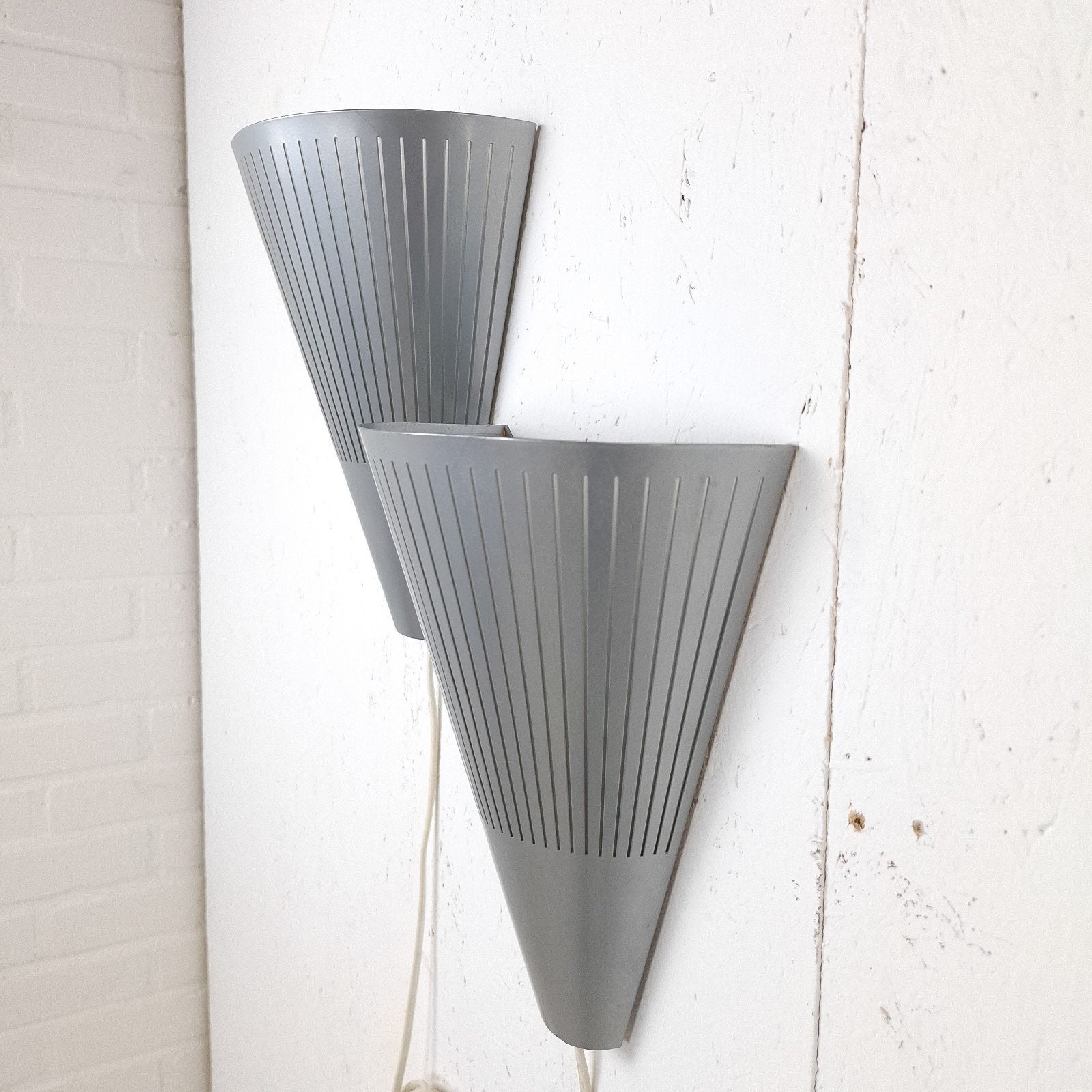 2x wandlamp Ikea Klyka V9811 alu jaren 80, Enlèvement ou Envoi, IKEA, Applique murale, Gris