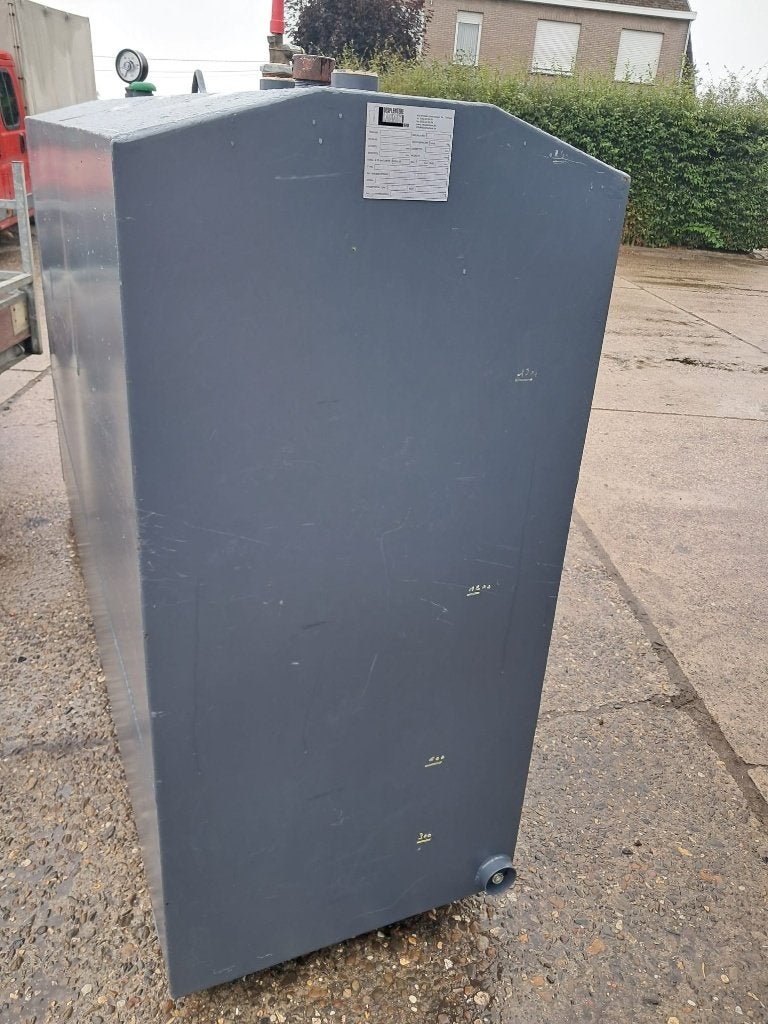 Mazouttank 2500 liter dubbelwandig ( als nieuw !! ), Ophalen