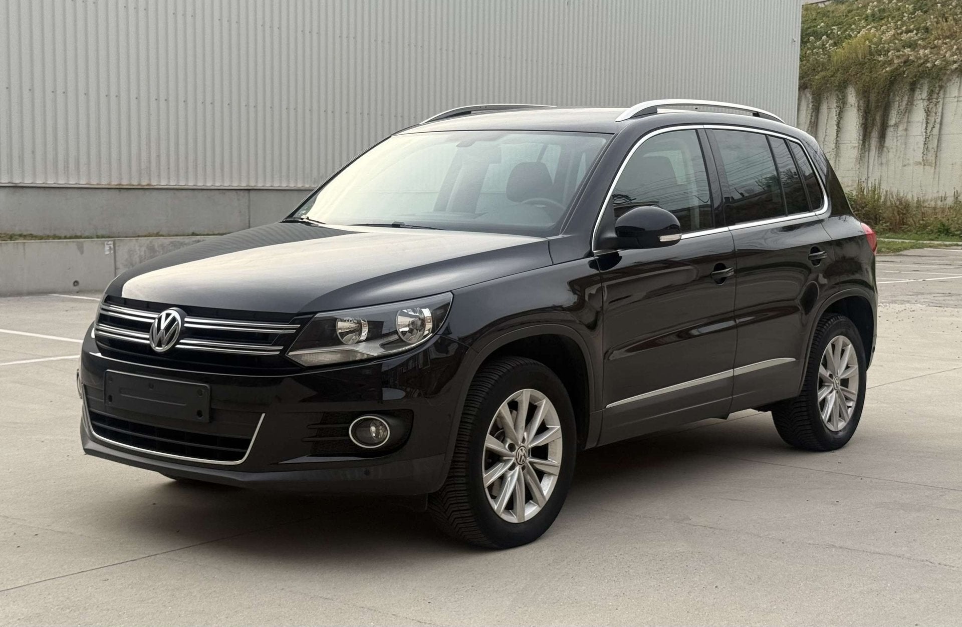 Volkswagen Tiguan 1.4 TSI • 1Ste Eigenaar • 1 Jaar Garan, Dealer onderhouden, https://public.car-pass.be/vhr/dcecb75d-bf22-43dc-8739-648336faa317