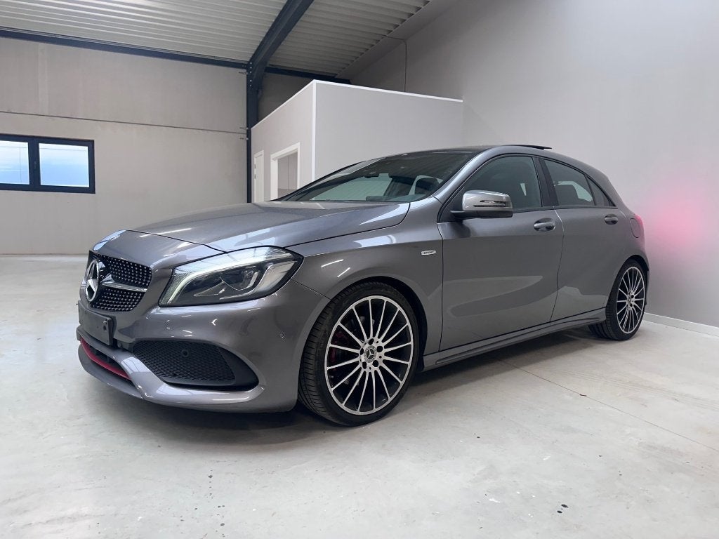 Mercedes A 250 i 4Matic AMG Pano Led Navi Leder Full Option, Autos, Cuir, Achat, Euro 6, Entreprise