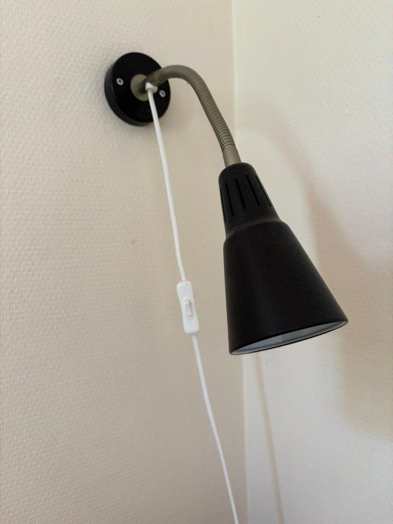 Zwarte muurlamp, Huis en Inrichting, Lampen | Wandlampen, Ophalen, Gebruikt, Metaal