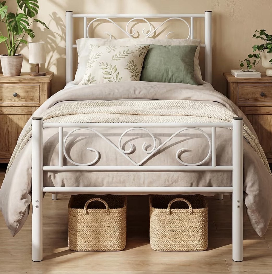 4 lits à vendre, Maison & Meubles, 90 cm, Une personne, Enlèvement, Utilisé