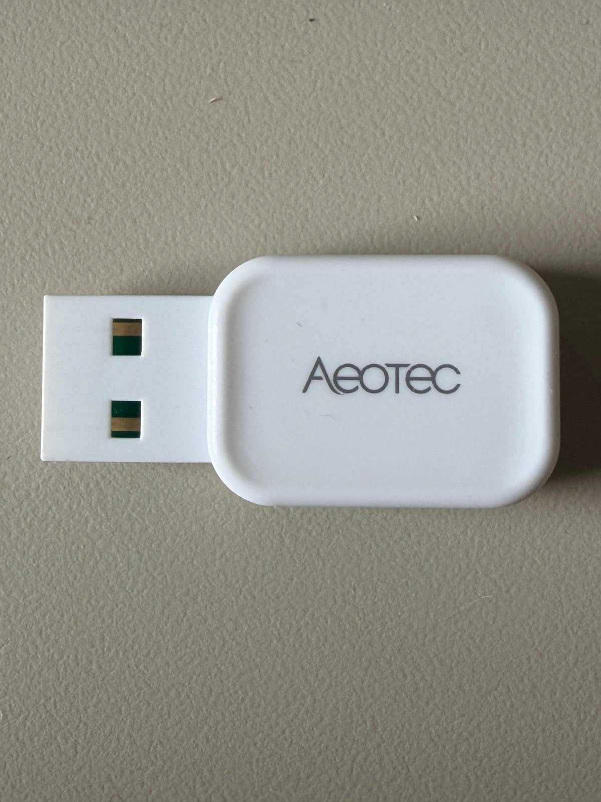Aeotec Zigbee stick, Ophalen of Verzenden, Zo goed als nieuw