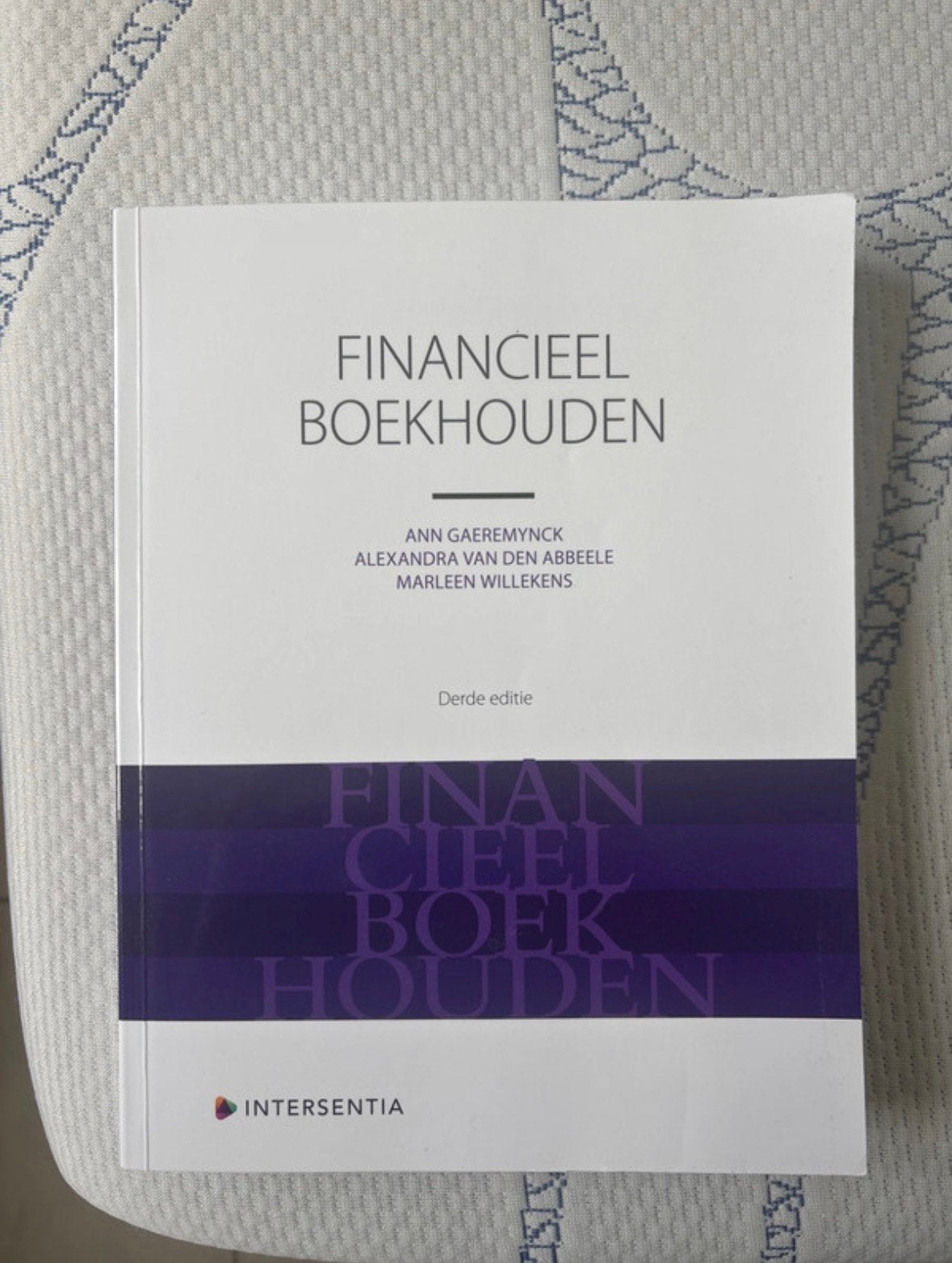 Financieel boekhouden TEW en Handelsingenieur, Verzenden, Zo goed als nieuw