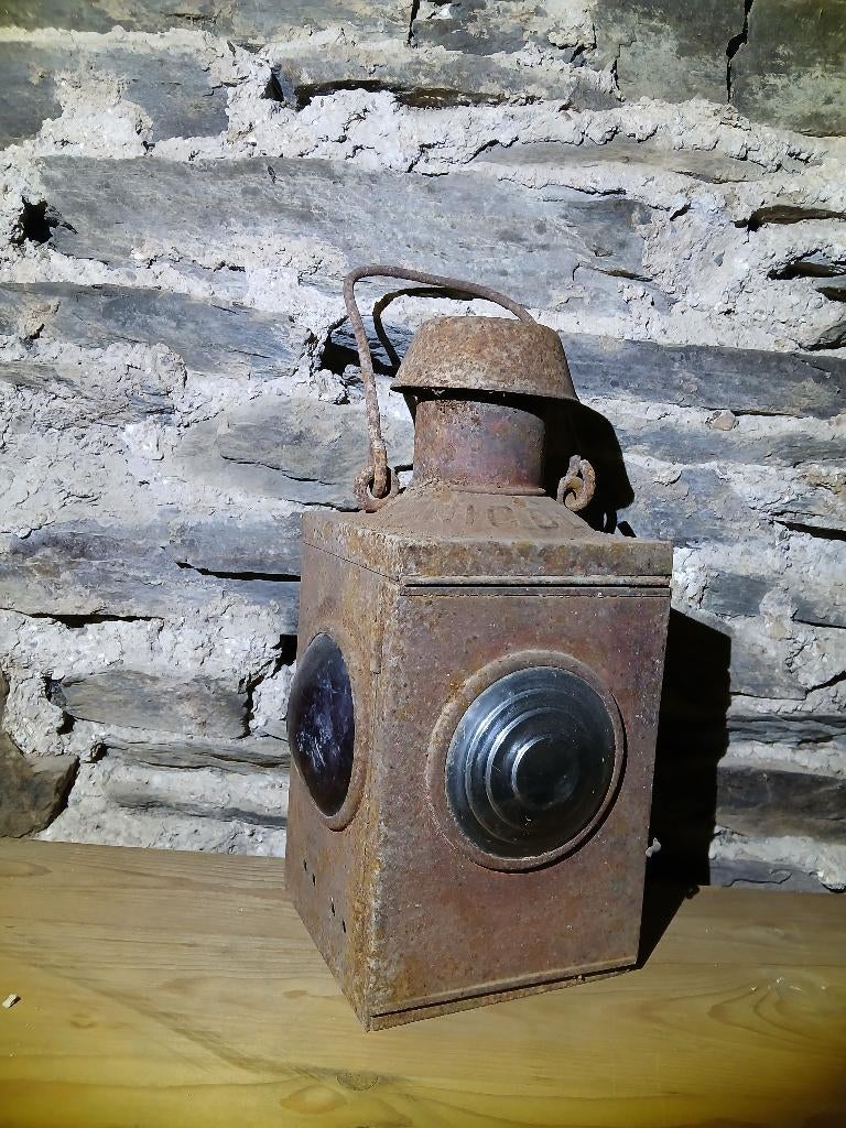 Ancienne lampe de la SNCB, Enlèvement ou Envoi