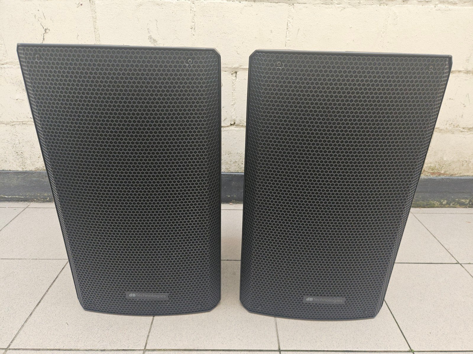 2x dbtechnologies kl12, Ophalen, Zo goed als nieuw, 120 watt of meer
