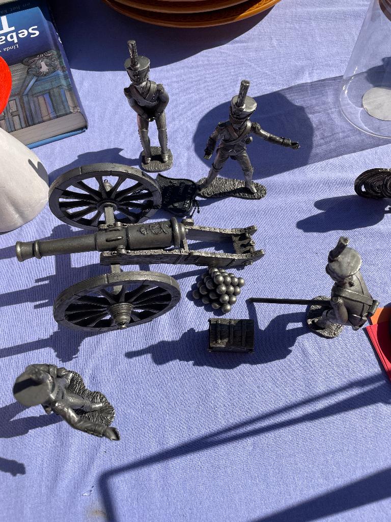 Tinnen soldaten en kanon, Ophalen of Verzenden