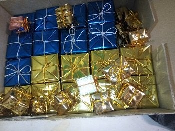 Noël 30 boules 5€/ cadeaux 5€ couronne sapin 7€ renne 10€, Diversen, Ophalen of Verzenden, Gebruikt