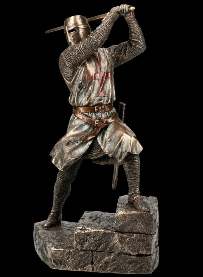 Crusader Figurine with Two Hand Sword, Enlèvement, Comme neuf