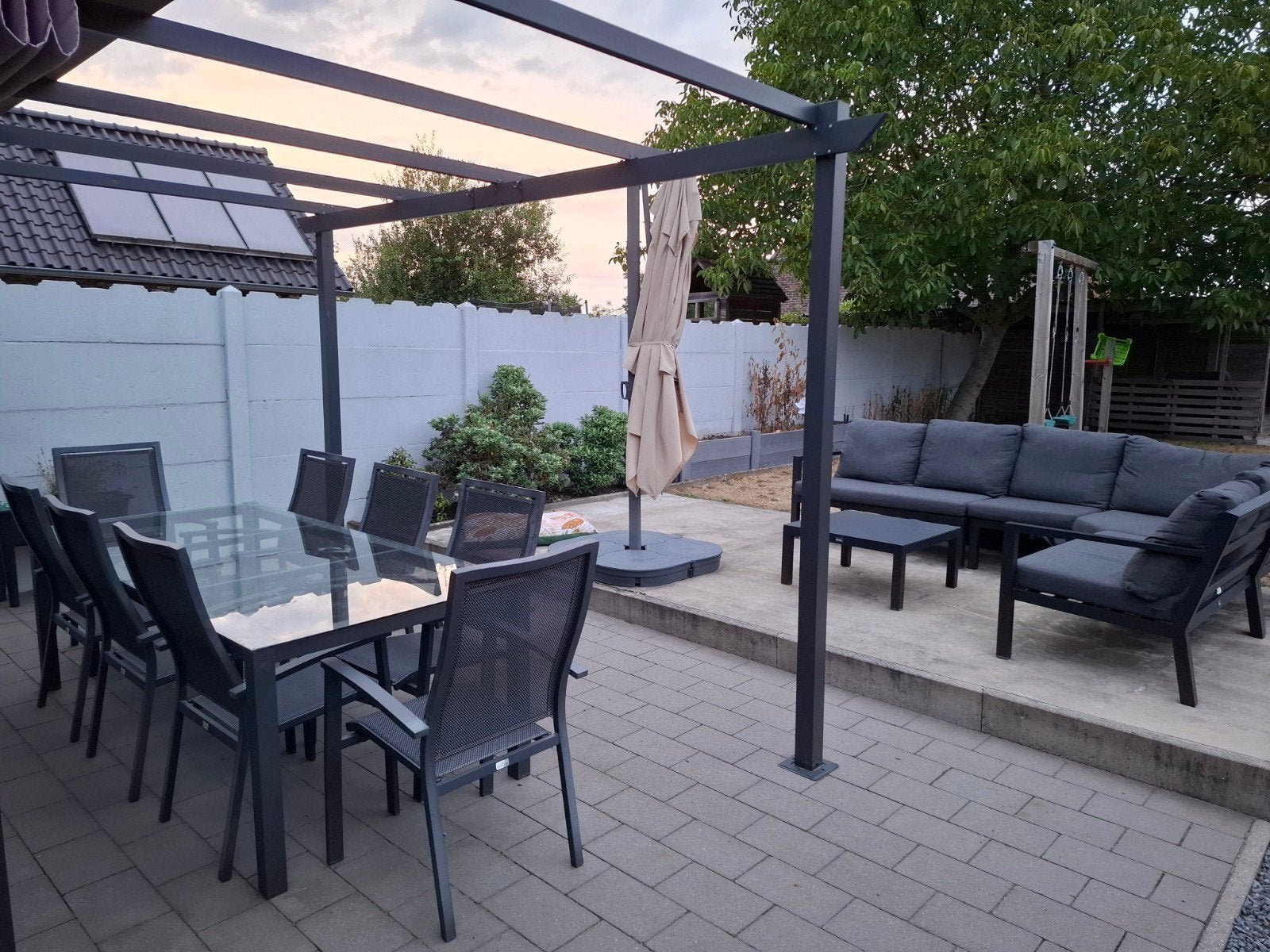 Complete tuinset met lounge, eettafel, pergola en verwarmer, Tuin en Terras, Ophalen, Gebruikt, Aluminium, 8 zitplaatsen