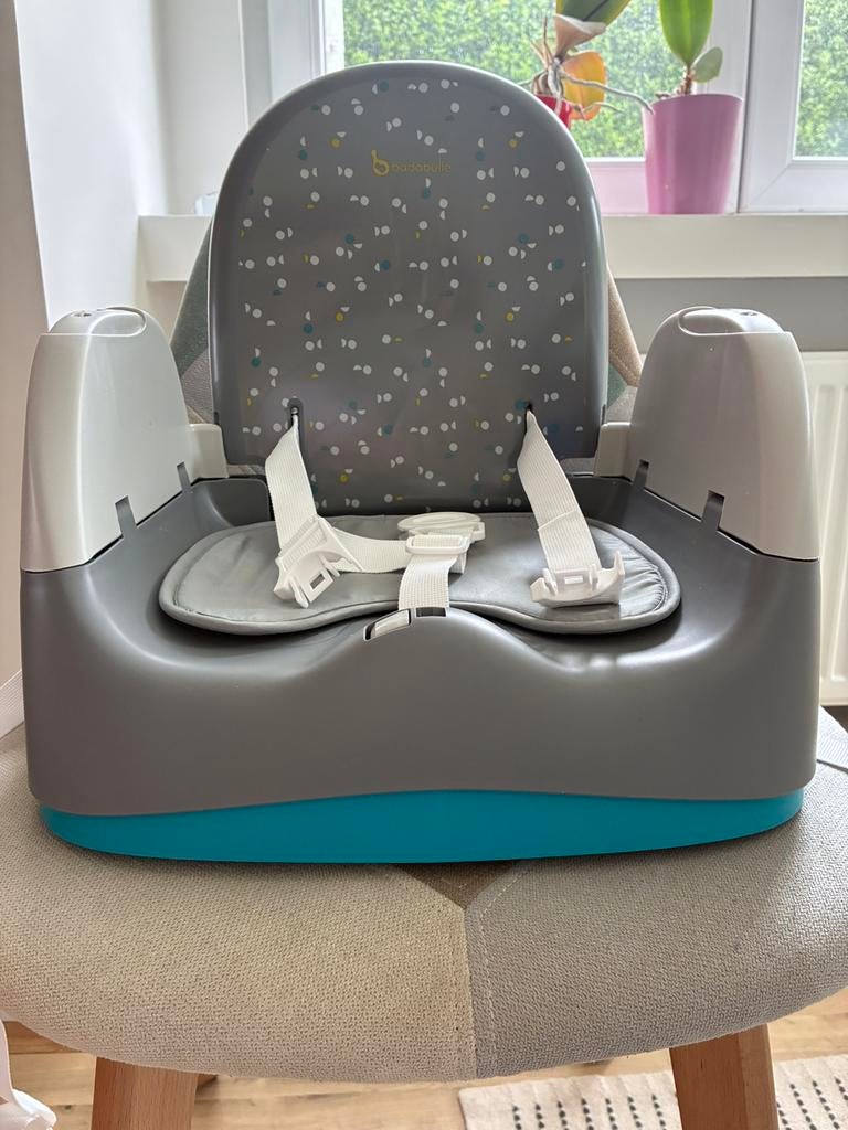 Réhausseur de chaisse compact, Enfants & Bébés, Chaises pour enfants, Enlèvement, Comme neuf, Autres types, Ceinture(s)