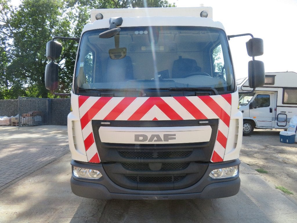 DAF LF180FA - ingericht - 2016 - €6, Auto's, Vrachtwagens, Multifunctioneel stuurwiel, Bedrijf, 2 deurs, Te koop