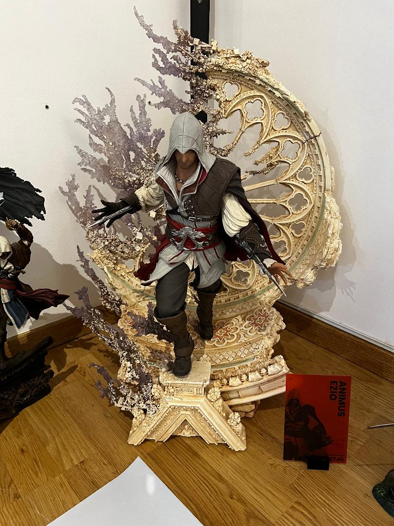 ezio purearts statue, Collections, Statues & Figurines, Enlèvement