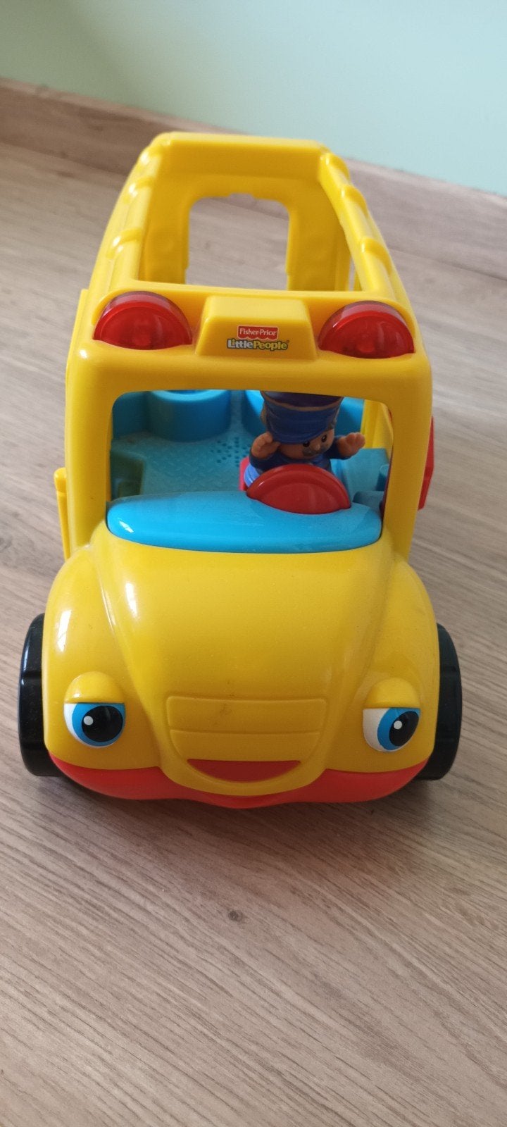 fischer price bus met voorin de chauffeur, Kinderen en Baby's, Ophalen