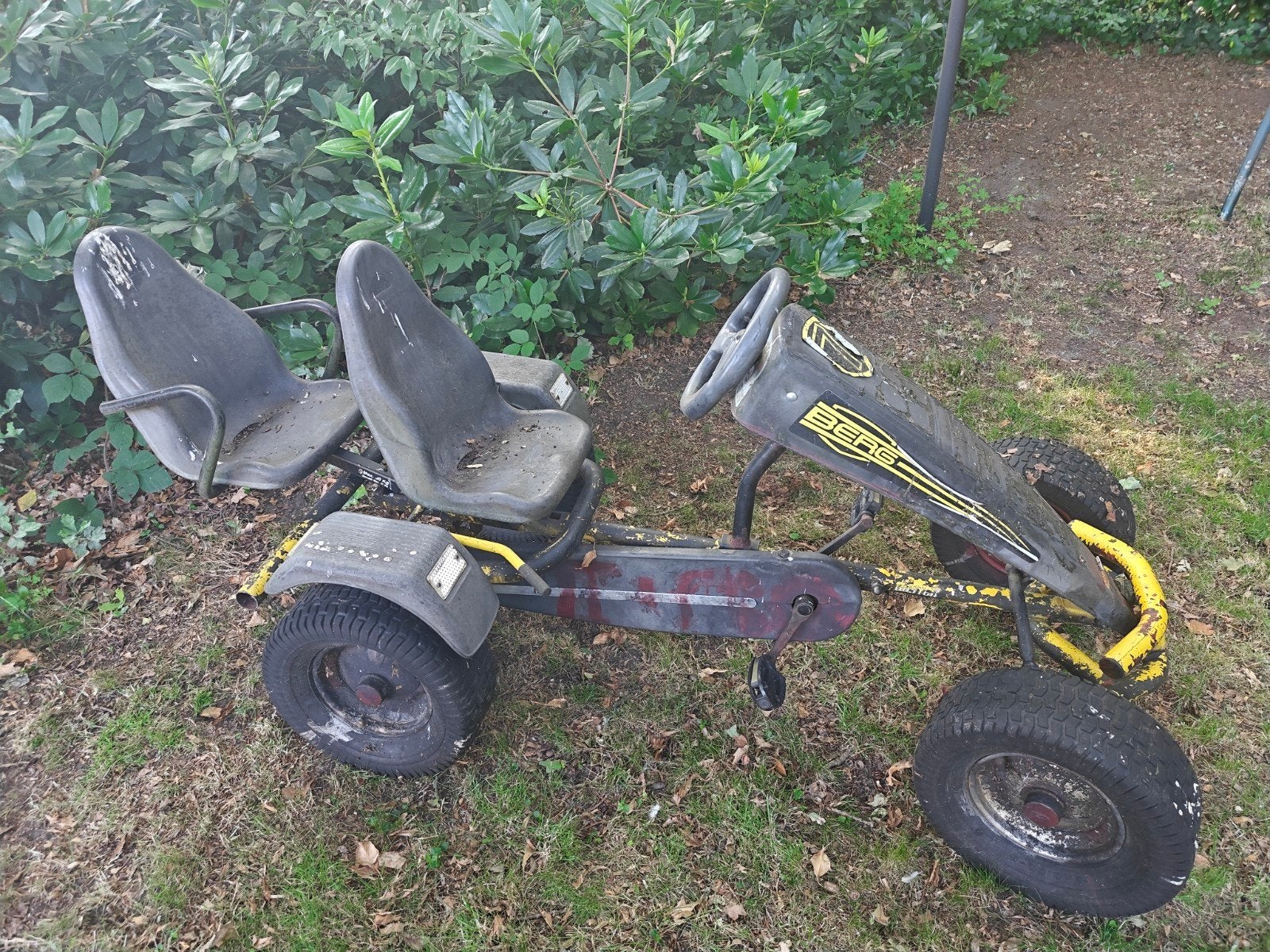 Karting en montagne, Enlèvement, Berg