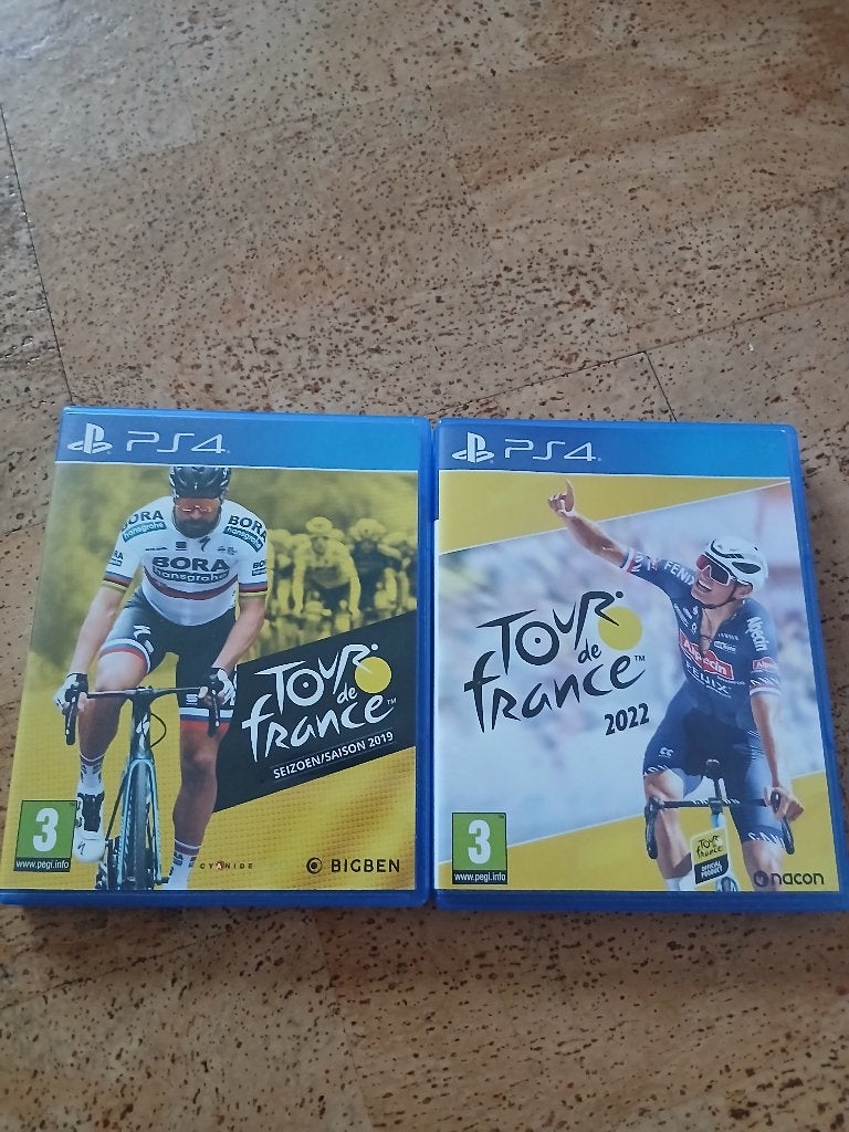 JEUX PS4 TOUR DE FRANCE 2 PIÈCES EN PARFAIT ÉTAT, 3 joueurs ou plus, Enlèvement ou Envoi, Comme neuf, Sport