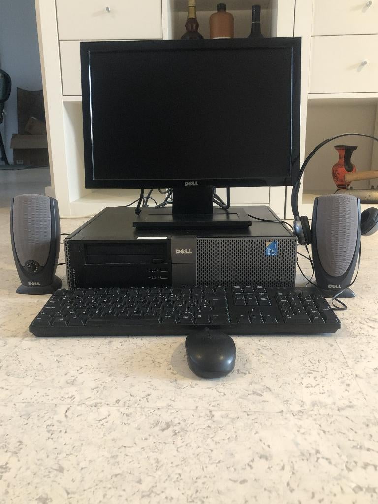 thuiswerk PC Dell SSD+HDD 4GB RAM muis, boxen klavier, Computers en Software, Desktop Pc's, Gebruikt, 3 tot 4 Ghz, HDD, SSD, 4 GB