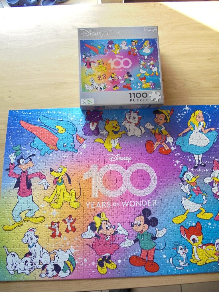 complete Disney 100 jaar puzzel, Ophalen of Verzenden, 500 t/m 1500 stukjes, Zo goed als nieuw, Legpuzzel