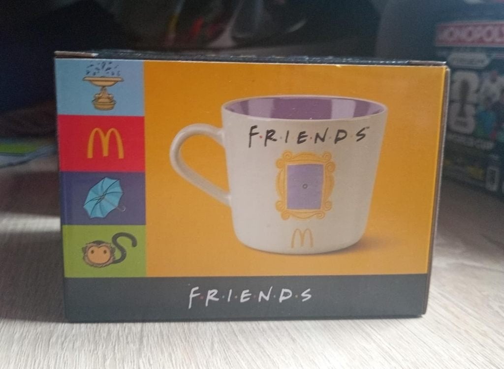 Tasse Friends McDonalds Scellée, Maison & Meubles, Neuf, Enlèvement ou Envoi, Mug, Autres matériaux