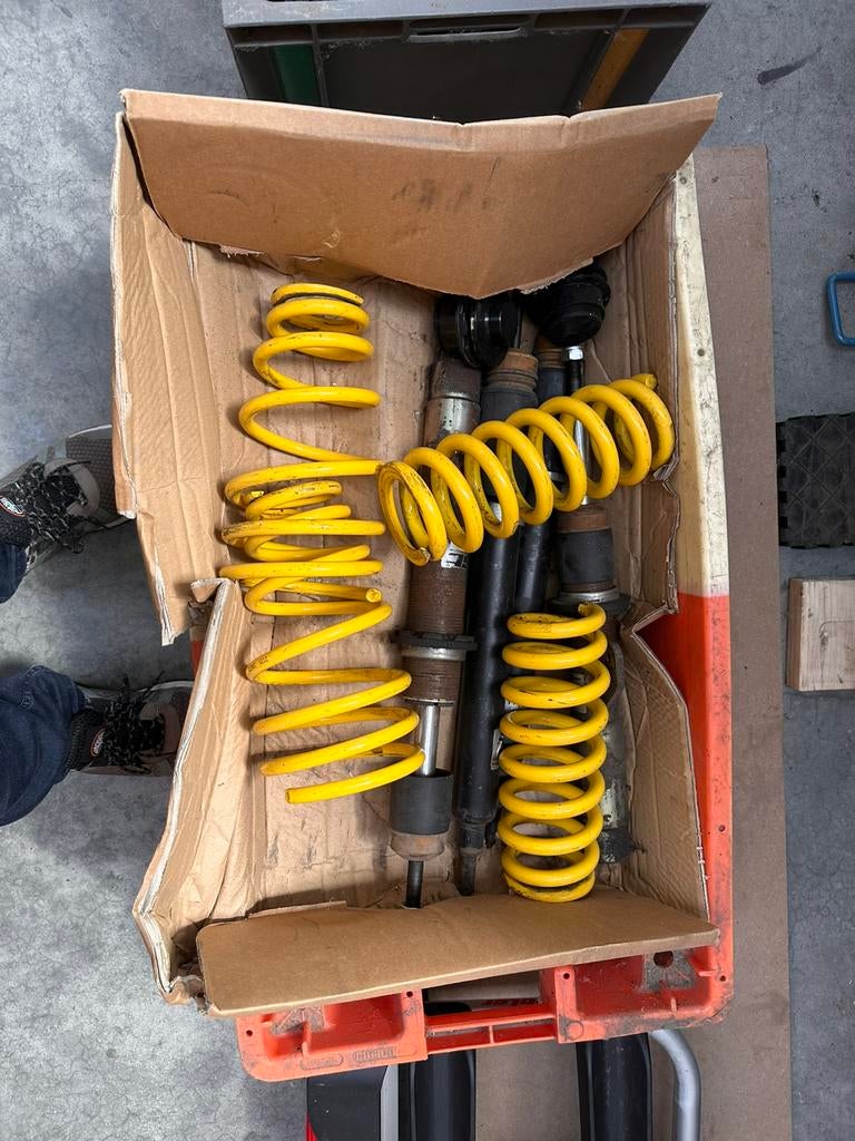 Verlaging set bmw E83, Enlèvement, BMW