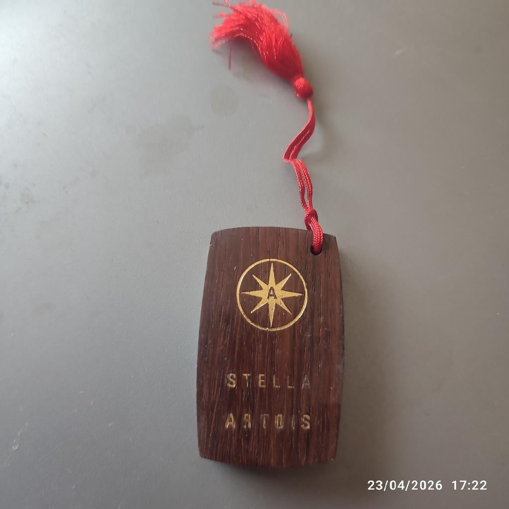 Un ancien décapsuleur STELLA-ARTOIS ., Enlèvement ou Envoi, Comme neuf, Ouvre-bouteille, Stella Artois