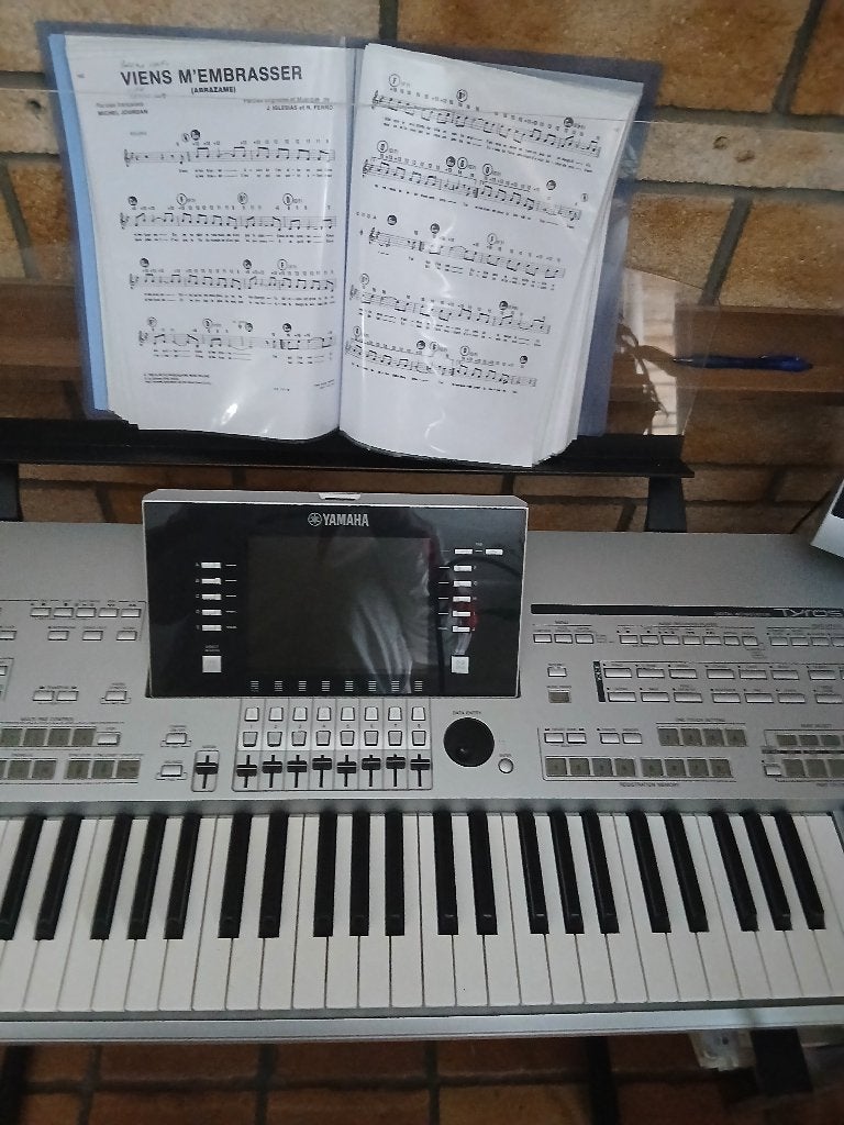 Tyros, Muziek en Instrumenten, Ophalen, Zo goed als nieuw, Overige aantallen, Yamaha