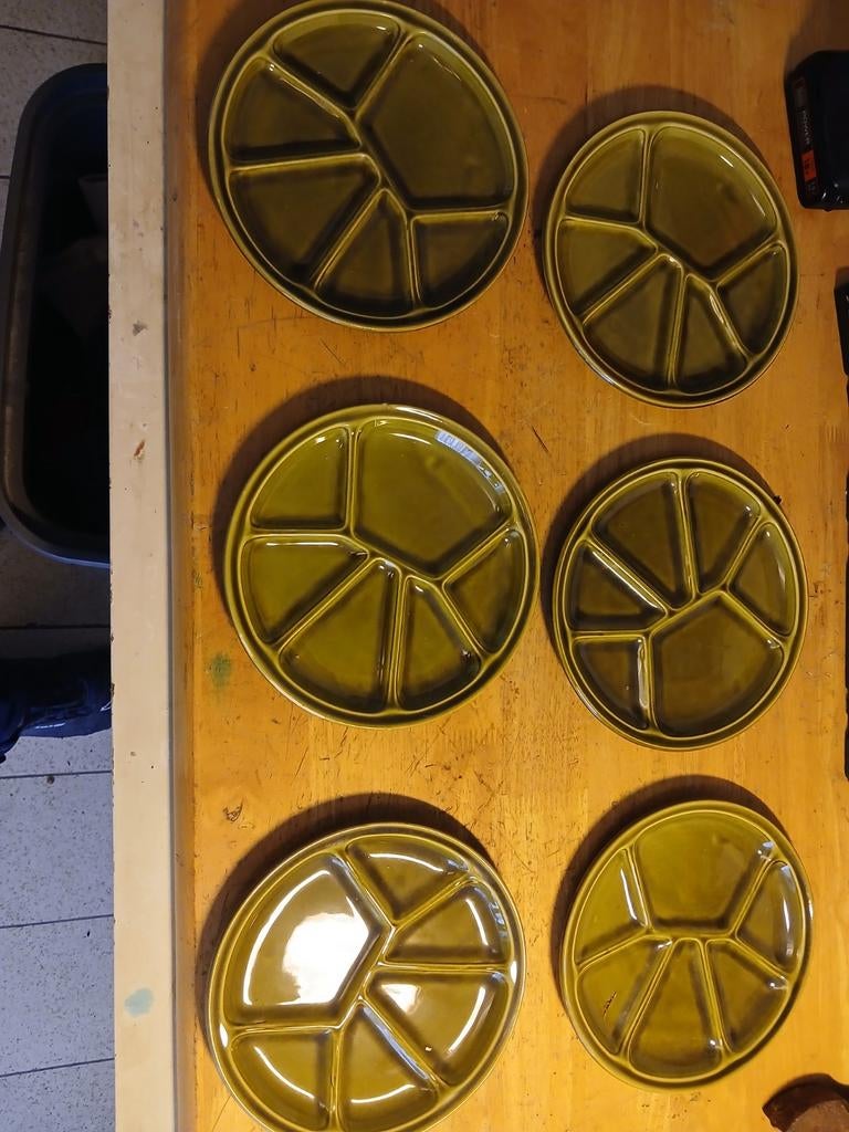 6 assiettes à fondue Gien France, Enlèvement, Assiettes(s)