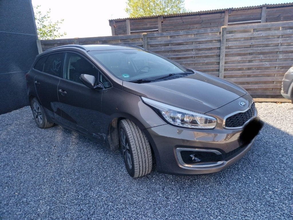 Kia Cee’d 1.6 diesel 154.000 km euro 6, Auto's, Voorwielaandrijving, XCeed, Stof, 4 cilinders