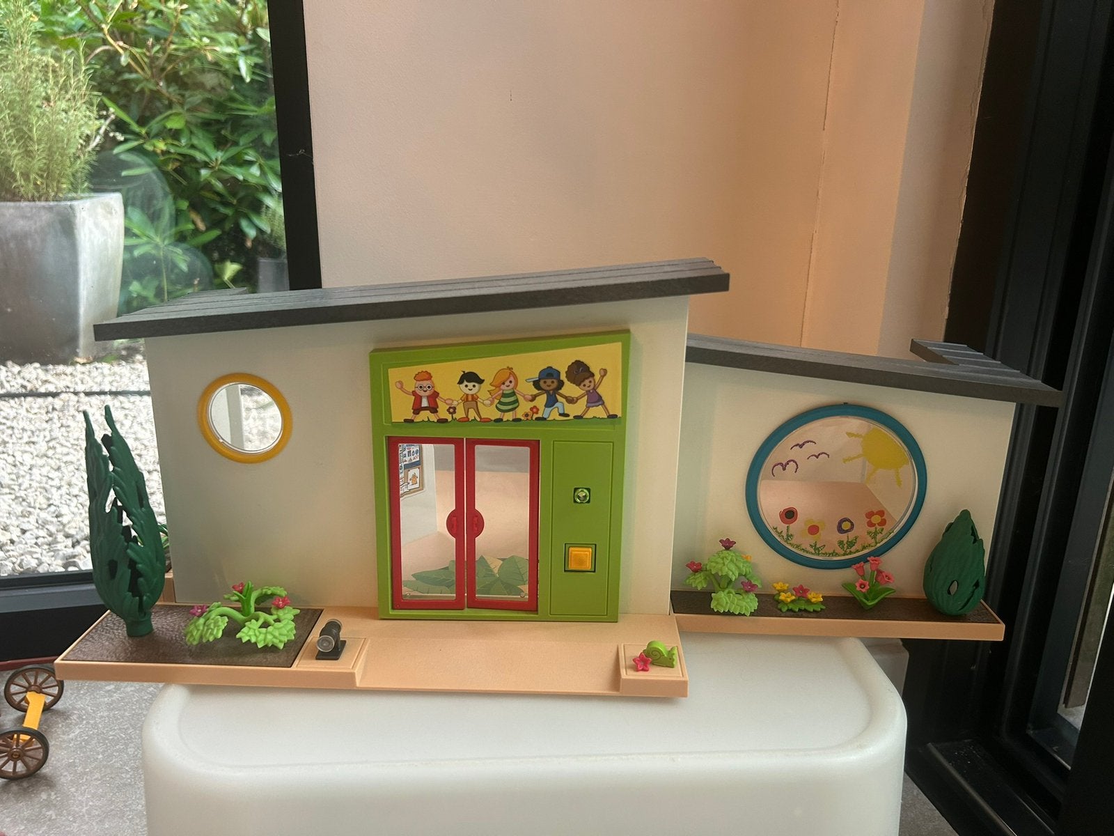 PLAYMOBIL City Life Kinderdagverblijf 'De regenboog' - 70280, Gebouw, Complete set, Ophalen of Verzenden, Zo goed als nieuw