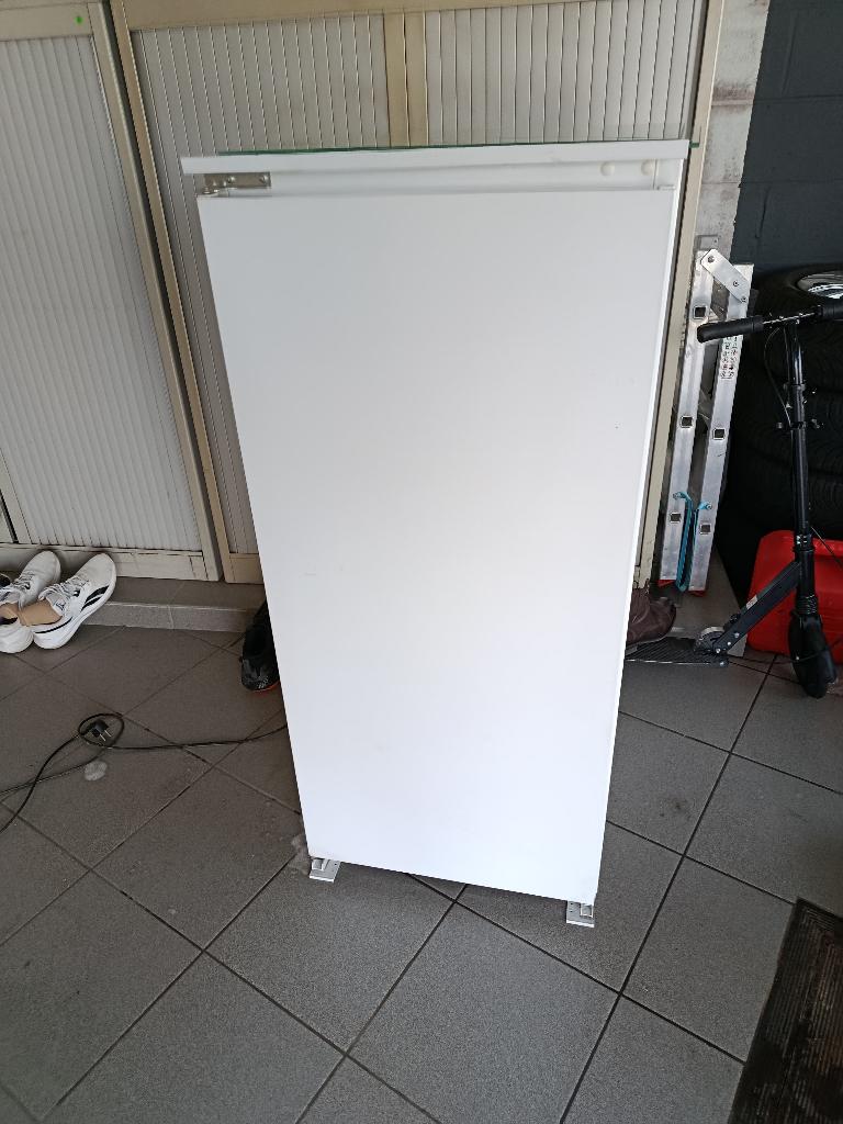 Frigo encastrable, Electroménager, Réfrigérateurs & Frigos, 120 à 140 cm, Sans bac à congélation, Enlèvement, Utilisé
