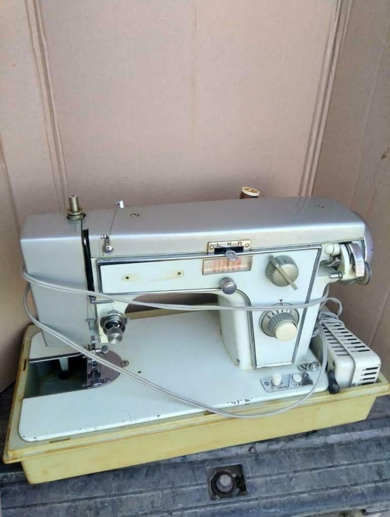 Professionele Vintage naaimachine 1960, Ophalen, Gebruikt, Naaimachine, Industrieel