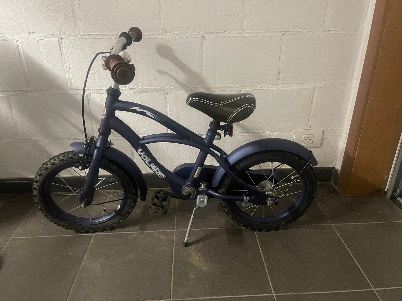 Volare donkerblauwe kinderfiets 14 inch, Ophalen, Terugtraprem, 14 inch of minder, Handrem