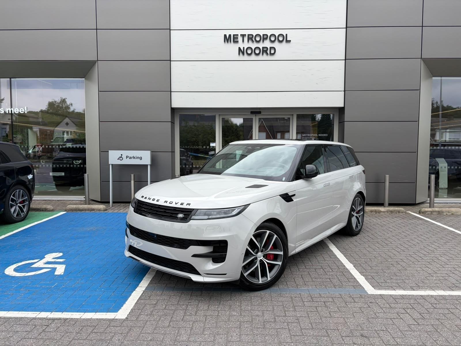 Land Rover Range Rover (Sport) P460e Dynamic HSE, Autos, Argent ou Gris, Achat, Capteur de stationnement, Automatique