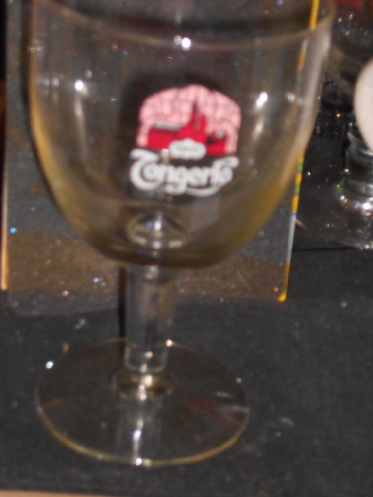 Bierglazen.Geve.Extra Stout.Trappistes Rochefort.Tongerlo, Enlèvement ou Envoi, Comme neuf, Verre ou Verres, Jupiler