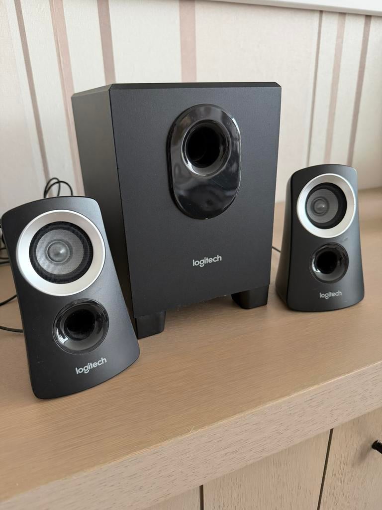 Speakersysteem Logitech, Enlèvement, Comme neuf